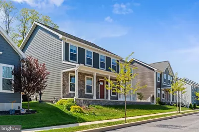 2425 Hawthorne Drive, Harrisburg, PA 17110 - Photo 2