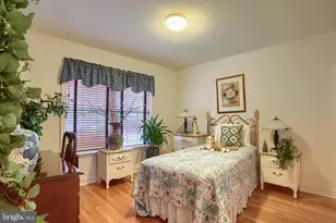 387 Schaffner Dr, Harrisburg, PA 17112 - Photo 6
