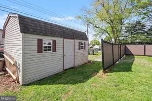 542 W Areba Ave, Hershey, PA 17033 - Photo 32