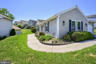 6248 S Highlands Cir, Harrisburg, PA 17111 - Photo 2