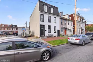 1348 Vernon St, Harrisburg, PA 17104 - Photo 1