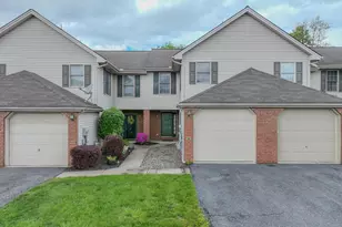 886 Woodridge Dr, Middletown, PA 17057 - Photo 1