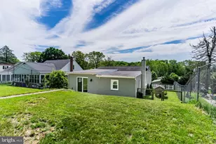 1231 E Caracas Ave, Hershey, PA 17033 - Photo 22