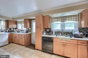 114 Kelso St, Harrisburg, PA 17111 - Photo 8