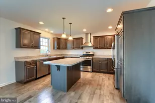 7050 Beaver Spring Rd, Harrisburg, PA 17111 - Photo 18