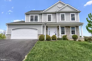 7050 Beaver Spring Rd, Harrisburg, PA 17111 - Photo 2