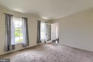 7050 Beaver Spring Rd, Harrisburg, PA 17111 - Photo 8