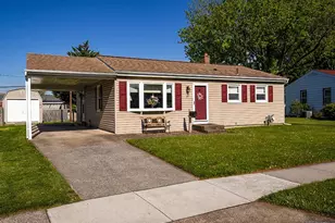 39 Shirley Dr, Middletown, PA 17057 - Photo 2