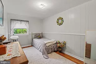 2446 Brookwood St, Harrisburg, PA 17104 - Photo 12
