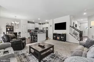 4335 Secretariat St, Harrisburg, PA 17112 - Photo 2