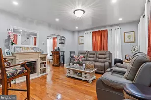 2452 N 4th St, Harrisburg, PA 17110 - Photo 4