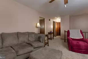 124 Evergreen St, Hummelstown, PA 17036 - Photo 8