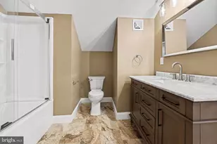 1017 Chambers St, Harrisburg, PA 17113 - Photo 24