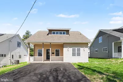 1017 Chambers Street, Harrisburg, PA 17113 - Photo 2