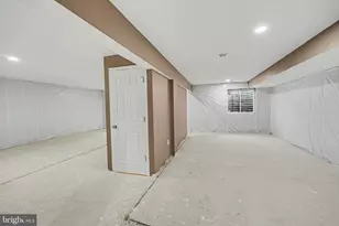 1017 Chambers St, Harrisburg, PA 17113 - Photo 26