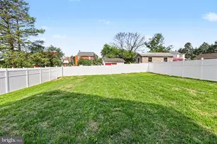 1017 Chambers St, Harrisburg, PA 17113 - Photo 6