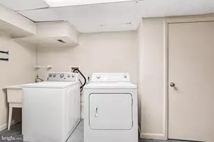 217 Seneca St, Harrisburg, PA 17110 - Photo 32