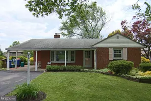 6893 Chambers Hill Rd, Harrisburg, PA 17111 - Photo 2