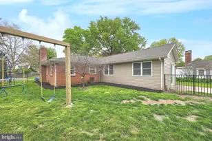 43 Oak Ln, Hershey, PA 17033 - Photo 4