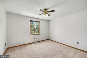 802 Leeds Ct, Harrisburg, PA 17112 - Photo 12