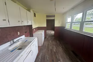 1058 N Pine St, Middletown, PA 17057 - Photo 6