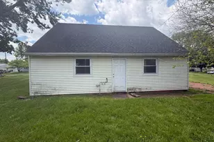 1058 N Pine St, Middletown, PA 17057 - Photo 2