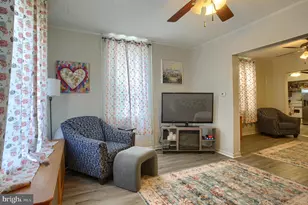 208 East St, Williamstown, PA 17098 - Photo 6
