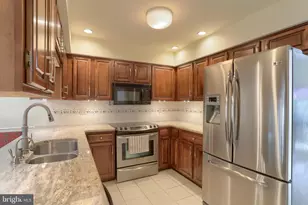 4 Cambridge Dr, Hershey, PA 17033 - Photo 14