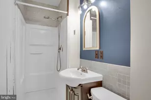 542 Race St, Harrisburg, PA 17104 - Photo 24