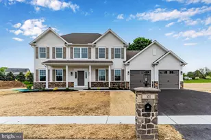 101 Wolfe Cir, Harrisburg, PA 17112 - Photo 2