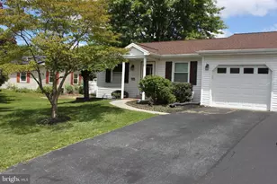 2021 Brentwood Dr, Middletown, PA 17057 - Photo 6