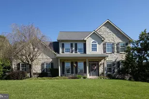 114 Crabapple Ct, Hummelstown, PA 17036 - Photo 1