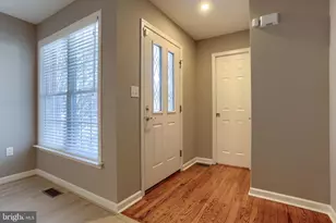 411 Northstar Dr, Harrisburg, PA 17112 - Photo 2
