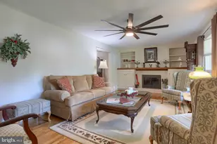 321 Concord Ct, Hershey, PA 17033 - Photo 6