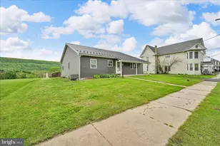 334 E Market St, Lykens, PA 17048 - Photo 12