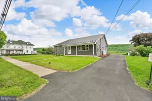 334 E Market St, Lykens, PA 17048 - Photo 8