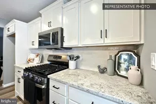 1035 Addie Ln, Harrisburg, PA 17112 - Photo 10