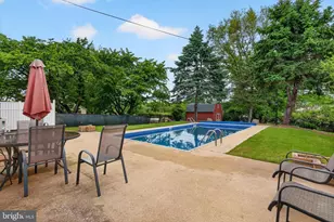 11 Berkley Dr, Middletown, PA 17057 - Photo 32