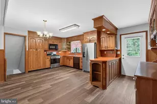 11 Berkley Dr, Middletown, PA 17057 - Photo 10