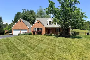 10 Stoudt Rd, Hummelstown, PA 17036 - Photo 2