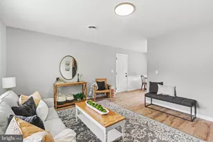 5577 Edsel St, Harrisburg, PA 17109 - Photo 12