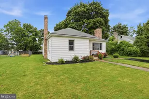 5208 Locust Ln, Harrisburg, PA 17109 - Photo 38