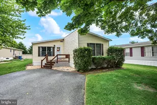 10 Meadow Run Pl, Harrisburg, PA 17112 - Photo 1