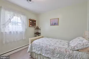 5620 Plainview Rd, Harrisburg, PA 17111 - Photo 16
