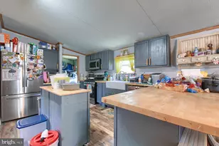 320 Caravan Ct, Middletown, PA 17057 - Photo 8
