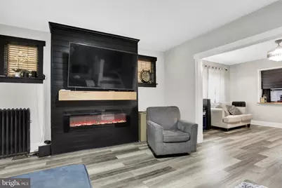 1961 Chestnut Street, Harrisburg, PA 17104 - Photo 8