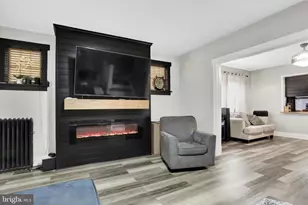 1961 Chestnut St, Harrisburg, PA 17104 - Photo 8