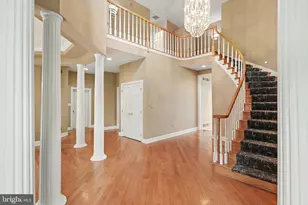 2394 Forest Hills Dr, Harrisburg, PA 17112 - Photo 8