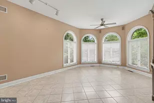 2394 Forest Hills Dr, Harrisburg, PA 17112 - Photo 10