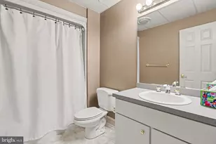 2394 Forest Hills Dr, Harrisburg, PA 17112 - Photo 54